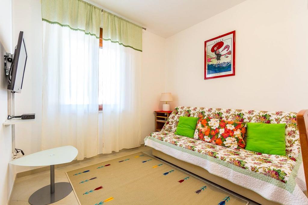Apartments Racchi Banjole Exterior photo